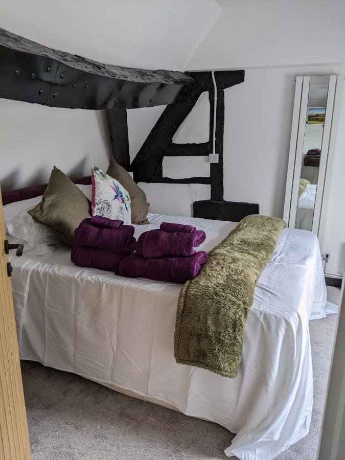 Characterful 2 Bed Cottage, Quiet Village Setting Ashleworth Buitenkant foto