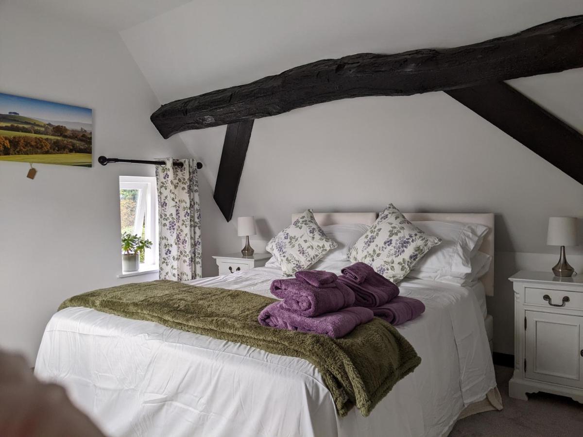Characterful 2 Bed Cottage, Quiet Village Setting Ashleworth Buitenkant foto