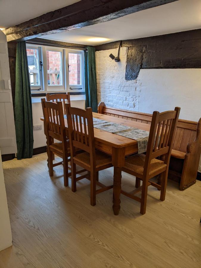 Characterful 2 Bed Cottage, Quiet Village Setting Ashleworth Buitenkant foto