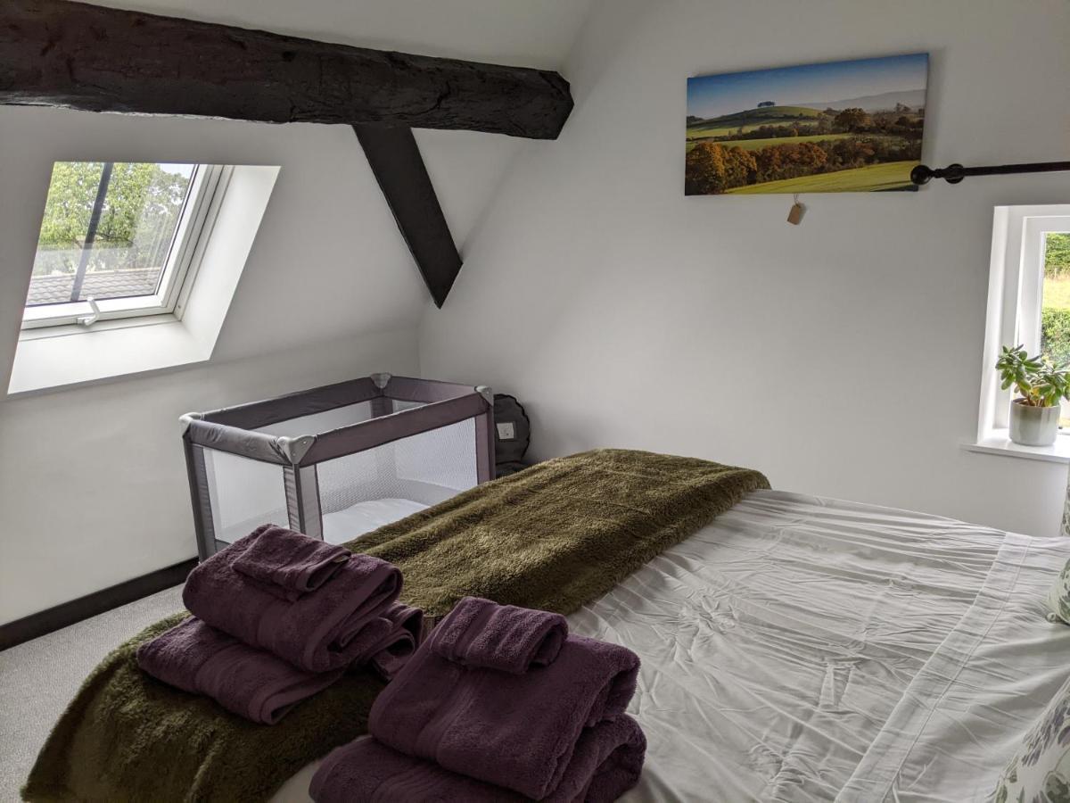 Characterful 2 Bed Cottage, Quiet Village Setting Ashleworth Buitenkant foto