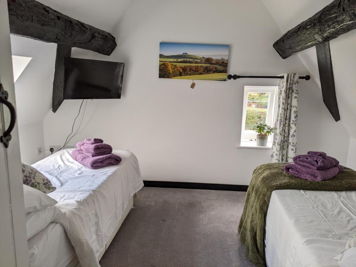 Characterful 2 Bed Cottage, Quiet Village Setting Ashleworth Buitenkant foto